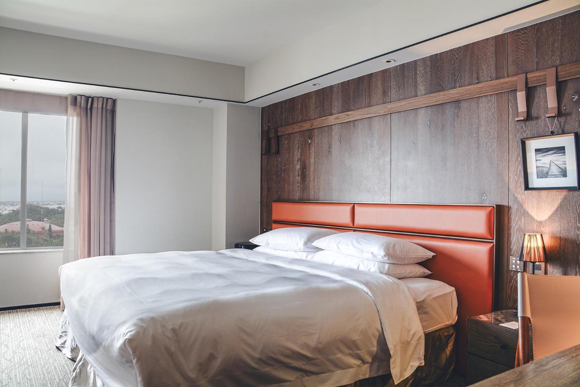 Sheraton Taitung Hotel Exterior photo A bedroom at the hotel