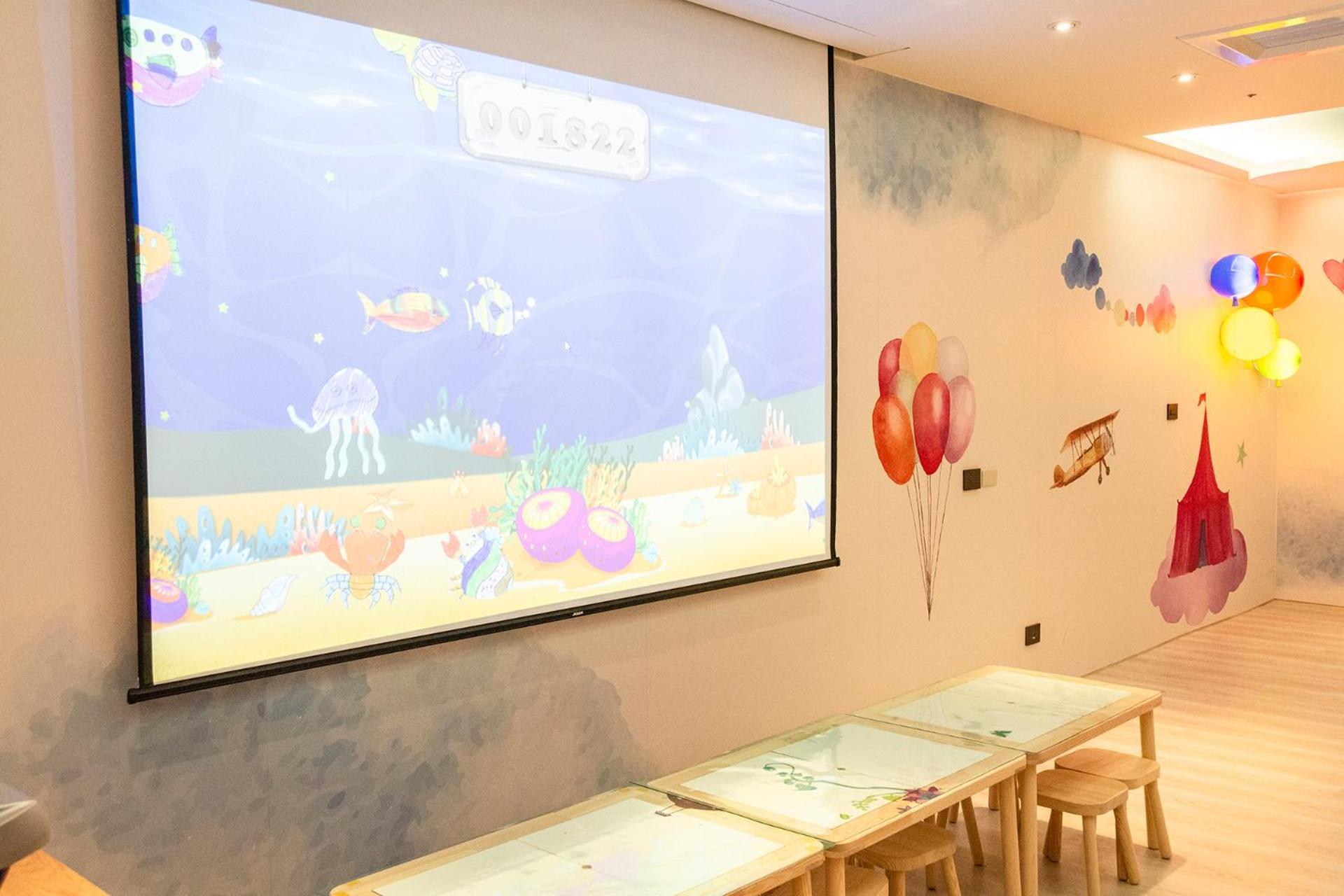 Sheraton Taitung Hotel Exterior photo The interactive screen