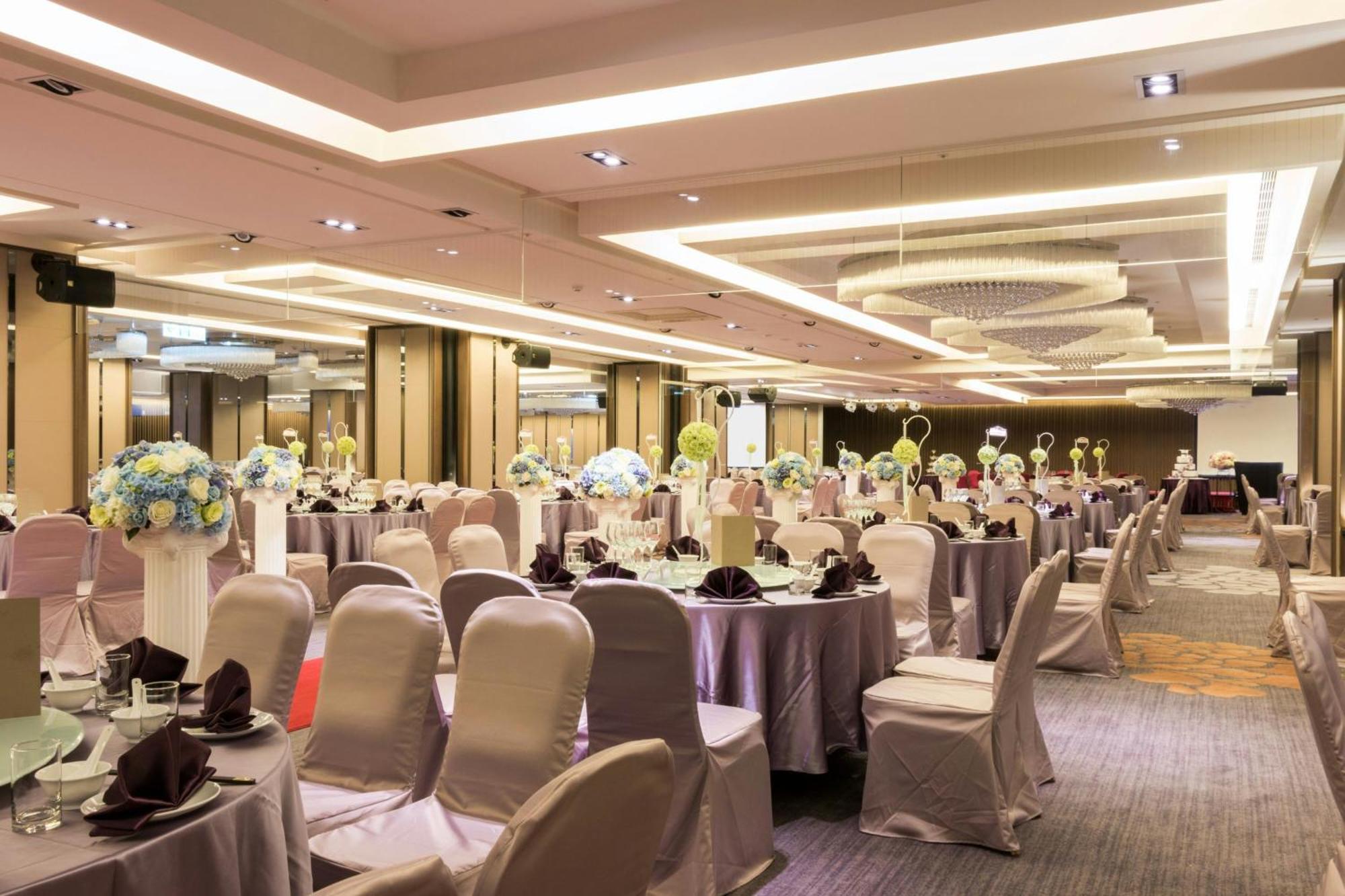 Sheraton Taitung Hotel Exterior photo The ballroom of the hotel