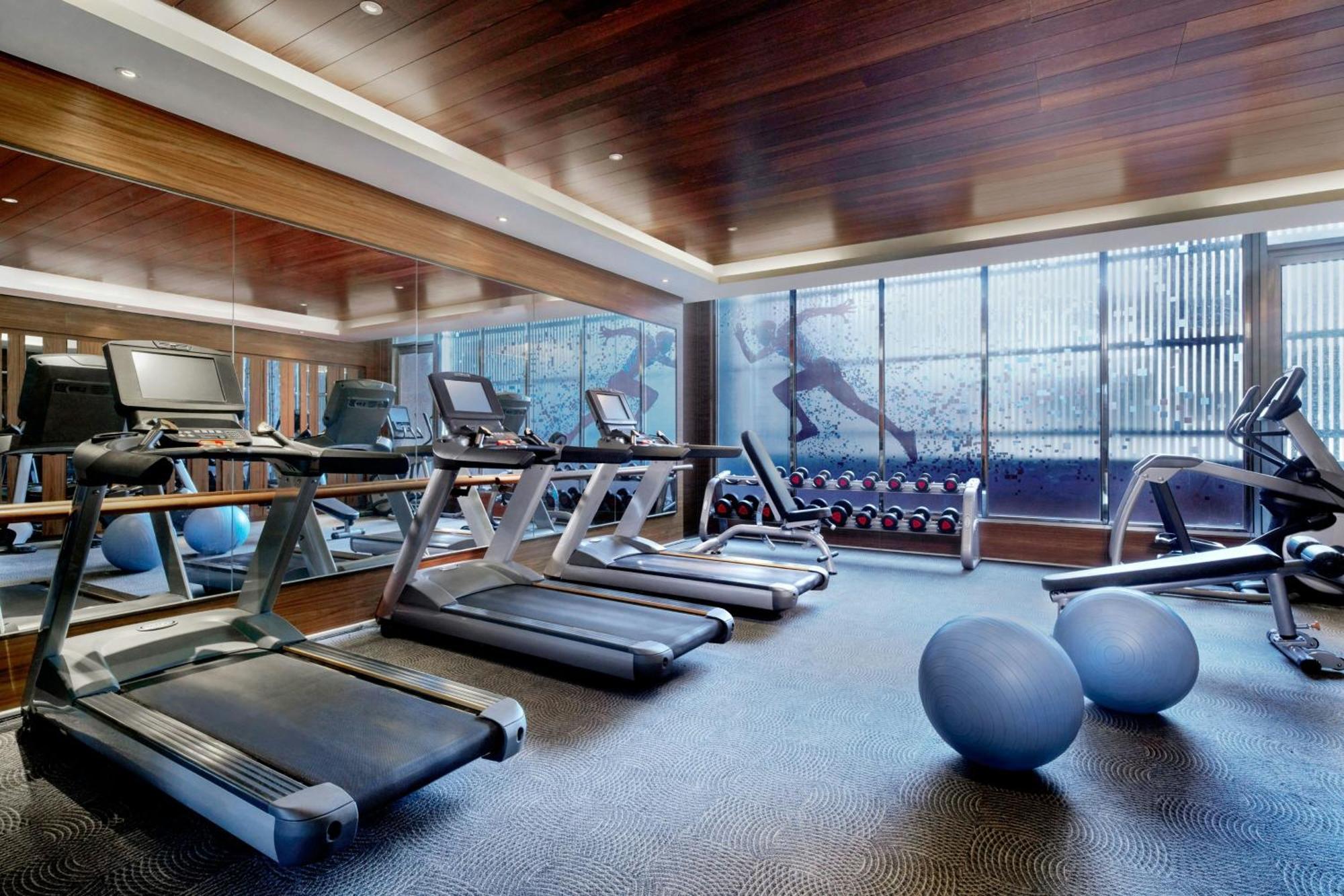 Sheraton Taitung Hotel Exterior photo The gym at the hotel