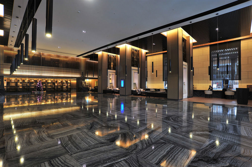 Sheraton Taitung Hotel Exterior photo The lobby of the hotel