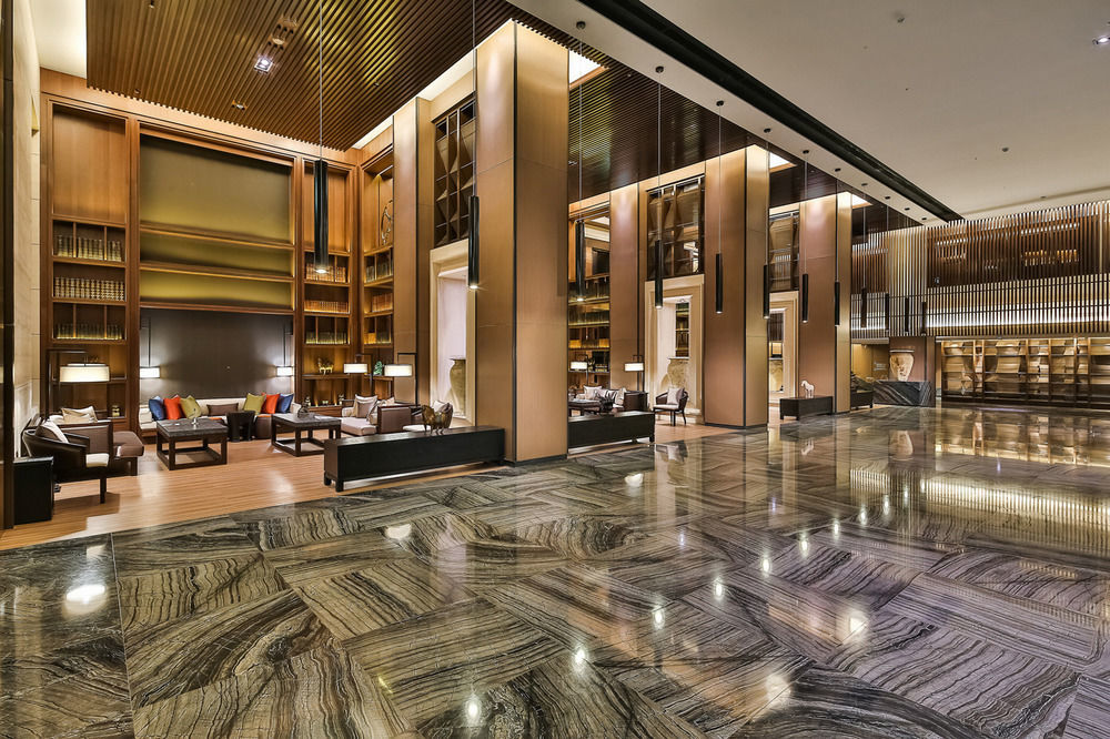 Sheraton Taitung Hotel Exterior photo The lobby of the hotel