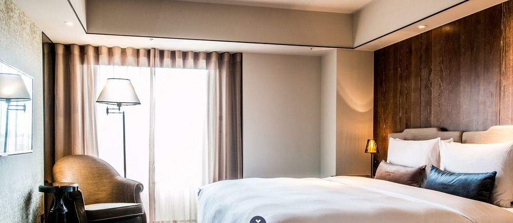 Sheraton Taitung Hotel Exterior photo A bedroom at the hotel
