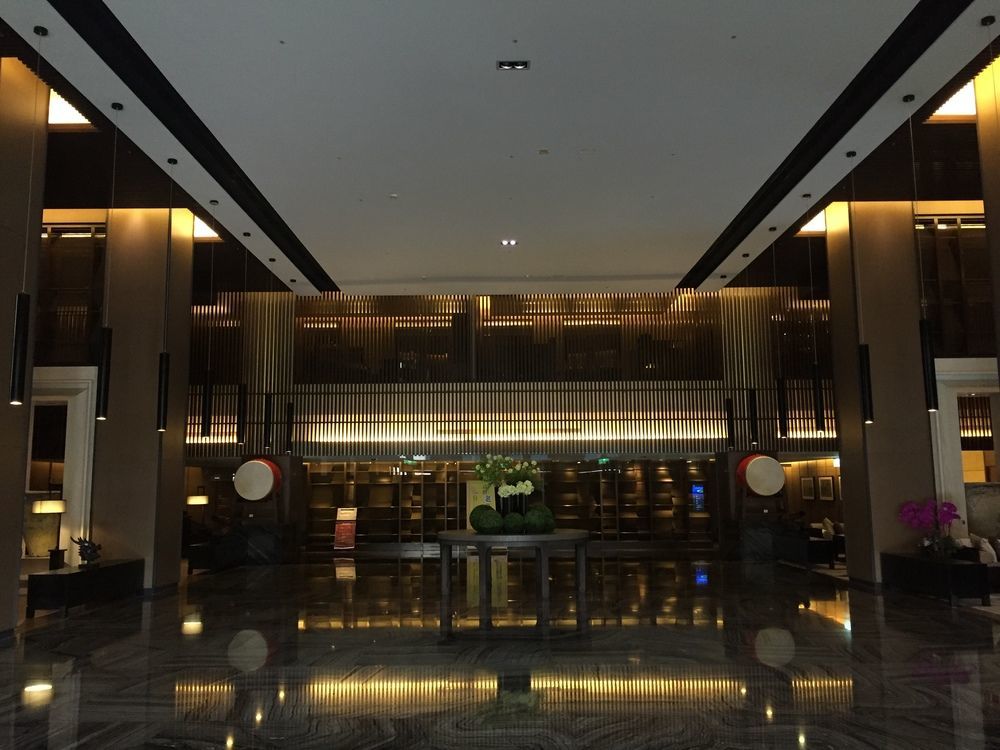 Sheraton Taitung Hotel Exterior photo The lobby of the hotel