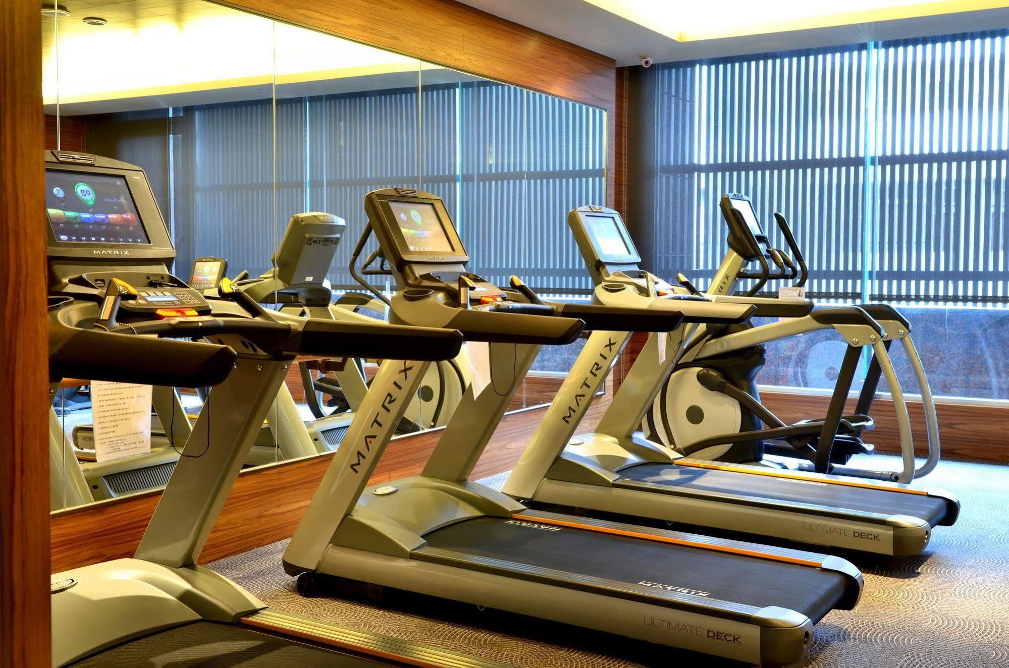 Sheraton Taitung Hotel Exterior photo A treadmill